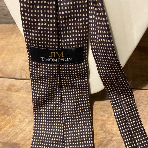 Vintage 100% Silk Tie by Jim Thompson in Brown, Beige, Gold, and Silver - Picture 4 of 4